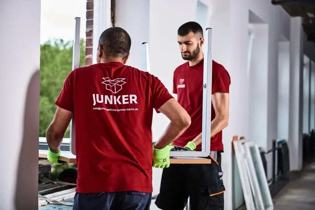 Möbeltransport in Berlin mit Umzugsfirma Junker